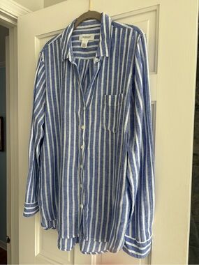 Workshop Republic Clothing Blue White Vertical Stripe Button-Down Shirt. Size L